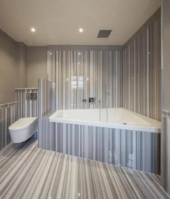 Salle de bains dans l'établissement Hôtel George Washington