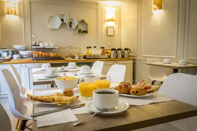 Nourriture dans l'hôtel ou à proximité