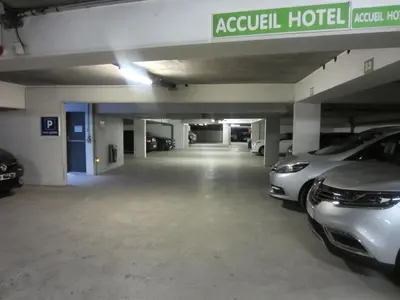 Plan de l'établissement B&B HOTEL Paris 17 Batignolles
