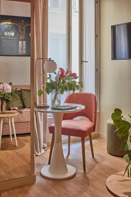 Télévision ou salle de divertissement dans l'établissement Hotel Atmospheres