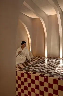 Clients de l'établissement Château des Fleurs Hôtel & Spa Paris