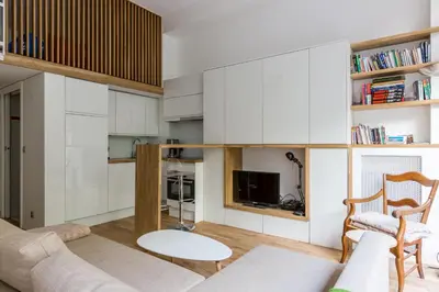 Cuisine ou kitchenette dans l'établissement Veeve - Natural Heights in the 6th