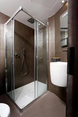 Salle de bains dans l'établissement Hôtel Elysées Paris