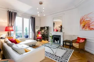Coin salon dans l'établissement Charming bedroom