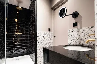 Salle de bains dans l'établissement Rayz Eiffel