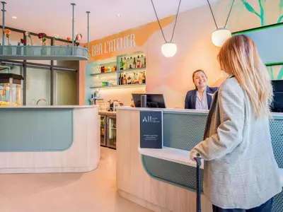 Clients de l'établissement ibis Styles Paris Porte d'Orléans