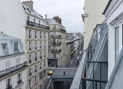 Vue générale sur Paris ou vue de la ville depuis l'hôtel