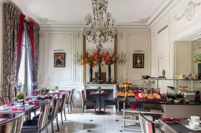 Nourriture dans l'hôtel ou à proximité