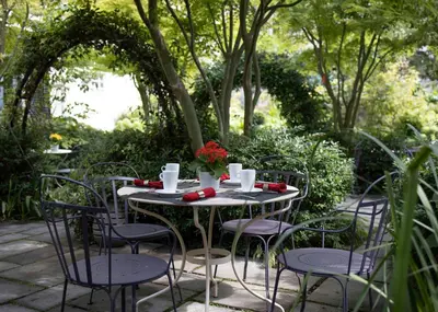 Jardin de l'établissement Hôtel Regent's Garden - Astotel