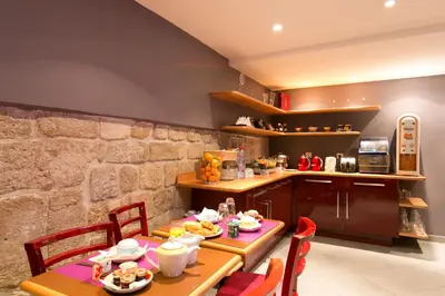 Cuisine ou kitchenette dans l'établissement Hotel Atelier Vavin