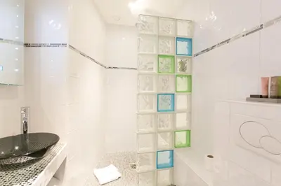 Salle de bains dans l'établissement Hotel Atelier Vavin