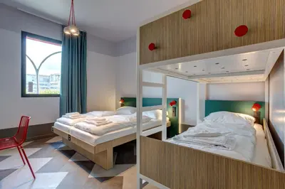 Un ou plusieurs lits dans un hébergement de l'établissement MEININGER Hotel Paris Porte de Vincennes