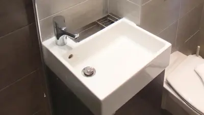 Salle de bains dans l'établissement Hotel Puy De Dôme