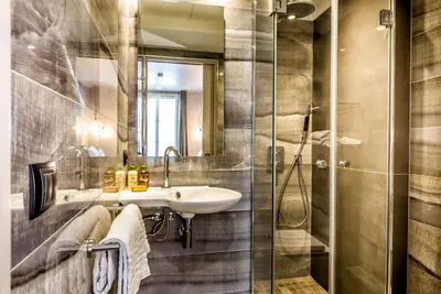 Salle de bains dans l'établissement Hotel Duette Paris