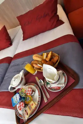 Nourriture dans l'hôtel ou à proximité