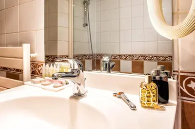 Salle de bains dans l'établissement Villa Alessandra