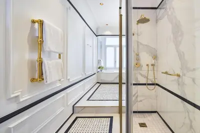 Salle de bains dans l'établissement Hotel Westminster