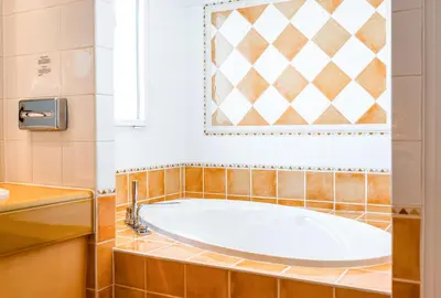 Salle de bains dans l'établissement Villa Beaumarchais