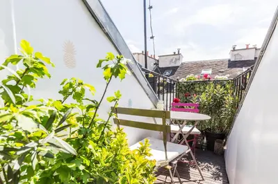 Jardin de l'établissement TinyHouse Inn Saint-Germain-des-Près