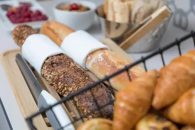 Nourriture dans l'hôtel ou à proximité