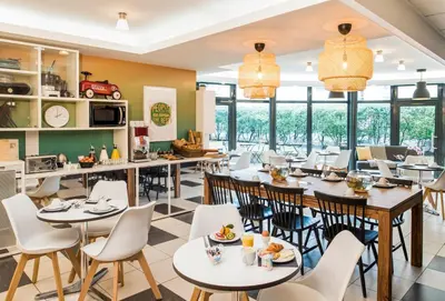 Restaurant ou autre lieu de restauration dans l'établissement Aparthotel Adagio Access Paris Vanves - Porte de Châtillon