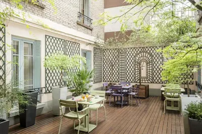 Jardin de l'établissement Aparthotel Adagio Access Paris Philippe Auguste