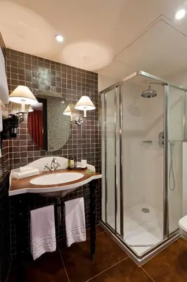 Salle de bains dans l'établissement Hotel Fontaines du Luxembourg