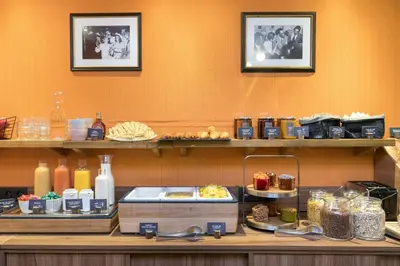 Nourriture dans l'hôtel ou à proximité