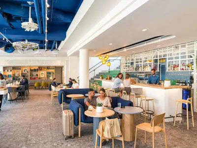 Restaurant ou autre lieu de restauration dans l'établissement Novotel Paris Centre Gare Montparnasse