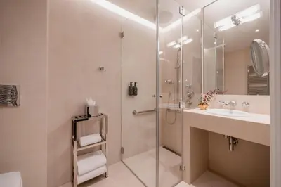 Salle de bains dans l'établissement Hôtel De Buci