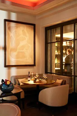 Plan de l'établissement Le Burgundy Paris
