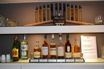 Boissons dans l'établissement Hôtel de l'Exposition - Tour Eiffel