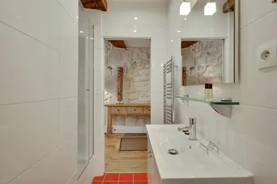 Salle de bains dans l'établissement Apartments for Work in City Center