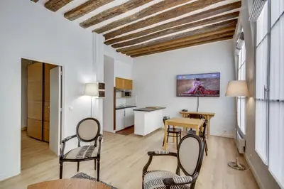 Coin salon dans l'établissement Apartments for Work in City Center