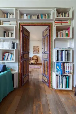 Bibliothèque dans l'appart'hôtel
