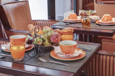 Nourriture dans l'hôtel ou à proximité