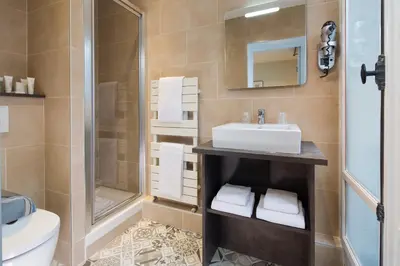 Salle de bains dans l'établissement Hôtel Vaneau Saint Germain