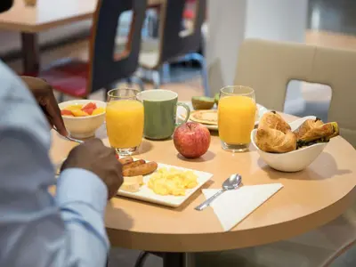 Nourriture dans l'hôtel ou à proximité