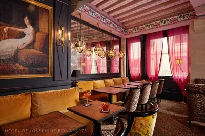 Coin salon dans l'établissement Hôtel de Joséphine BONAPARTE