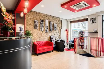 Coin salon dans l'établissement Best Western Nouvel Orléans Montparnasse