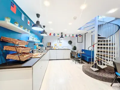 Cuisine ou kitchenette dans l'établissement Best Western Nouvel Orléans Montparnasse