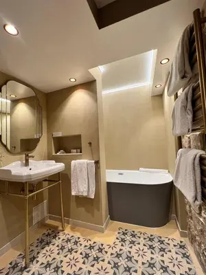 Salle de bains dans l'établissement Hotel Du Cadran