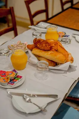 Nourriture dans l'hôtel ou à proximité