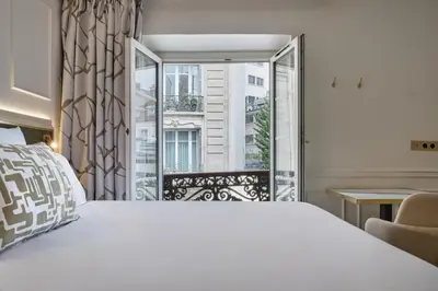 Un ou plusieurs lits dans un hébergement de l'établissement Posy Hotel by Happyculture
