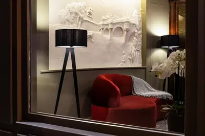 Coin salon dans l'établissement Hotel Ducs de Bourgogne