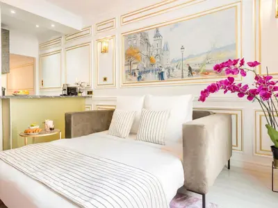 Un ou plusieurs lits dans un hébergement de l'établissement Merveil - Luxury Suite - Tour Eiffel - Bourdonnais