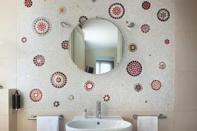 Salle de bains dans l'établissement Hôtel Aiglon