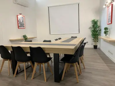 Espace de conférence ou salle de réunion dans l'établissement Alyss Saphir Cambronne Eiffel