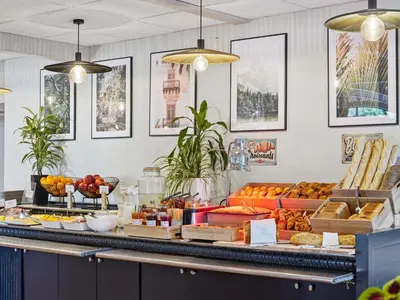 Nourriture dans l'hôtel ou à proximité