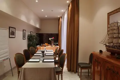 Coin salon dans l'établissement Amiral Hôtel